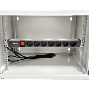 19-inch socket strip 7-way for 1U server cabinet