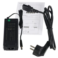 4-Port PoE Switch + 1-Port Gigabit Uplink RJ45 10/100Mbps Ma